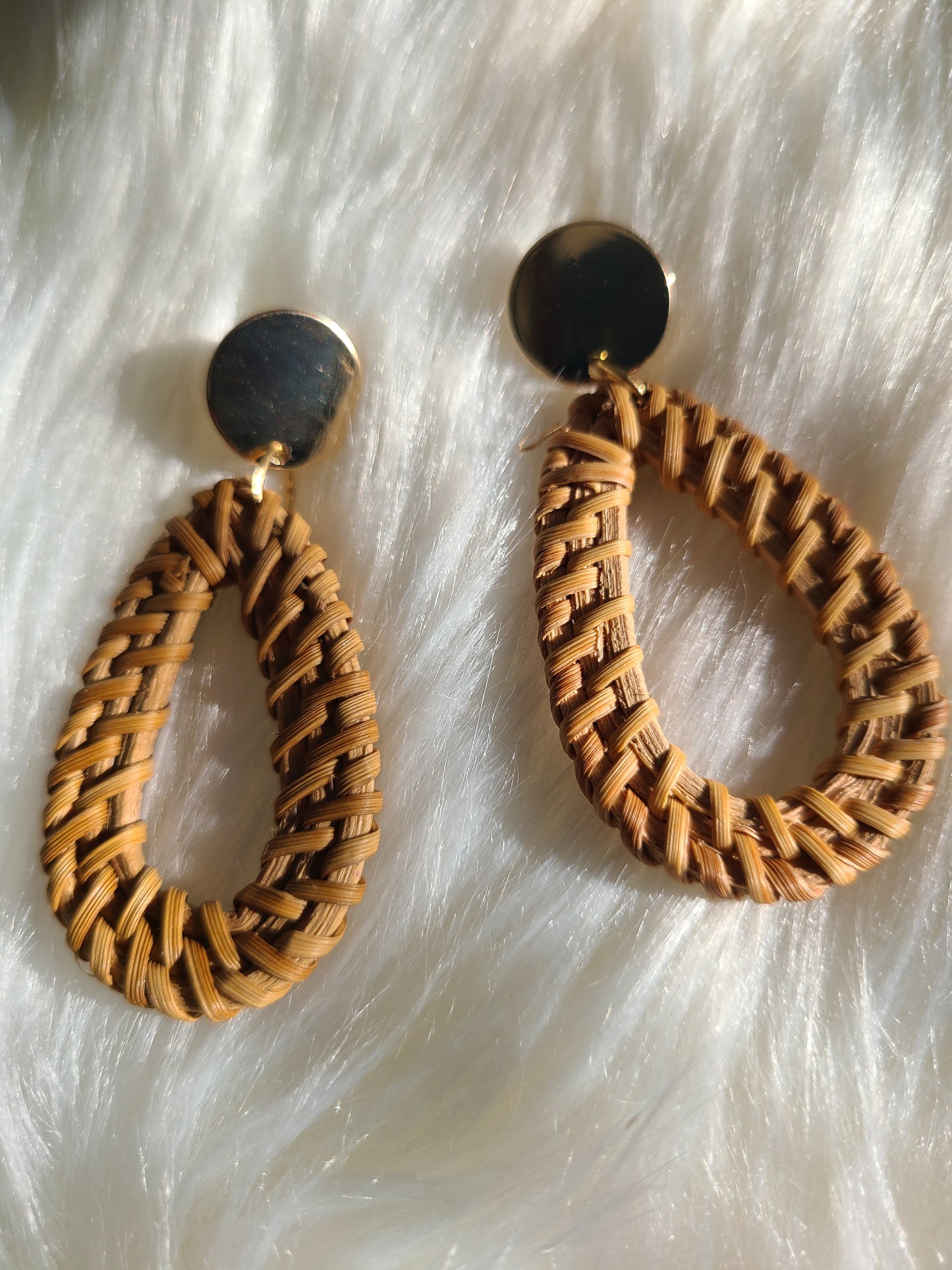Natural Teardrop Weaves