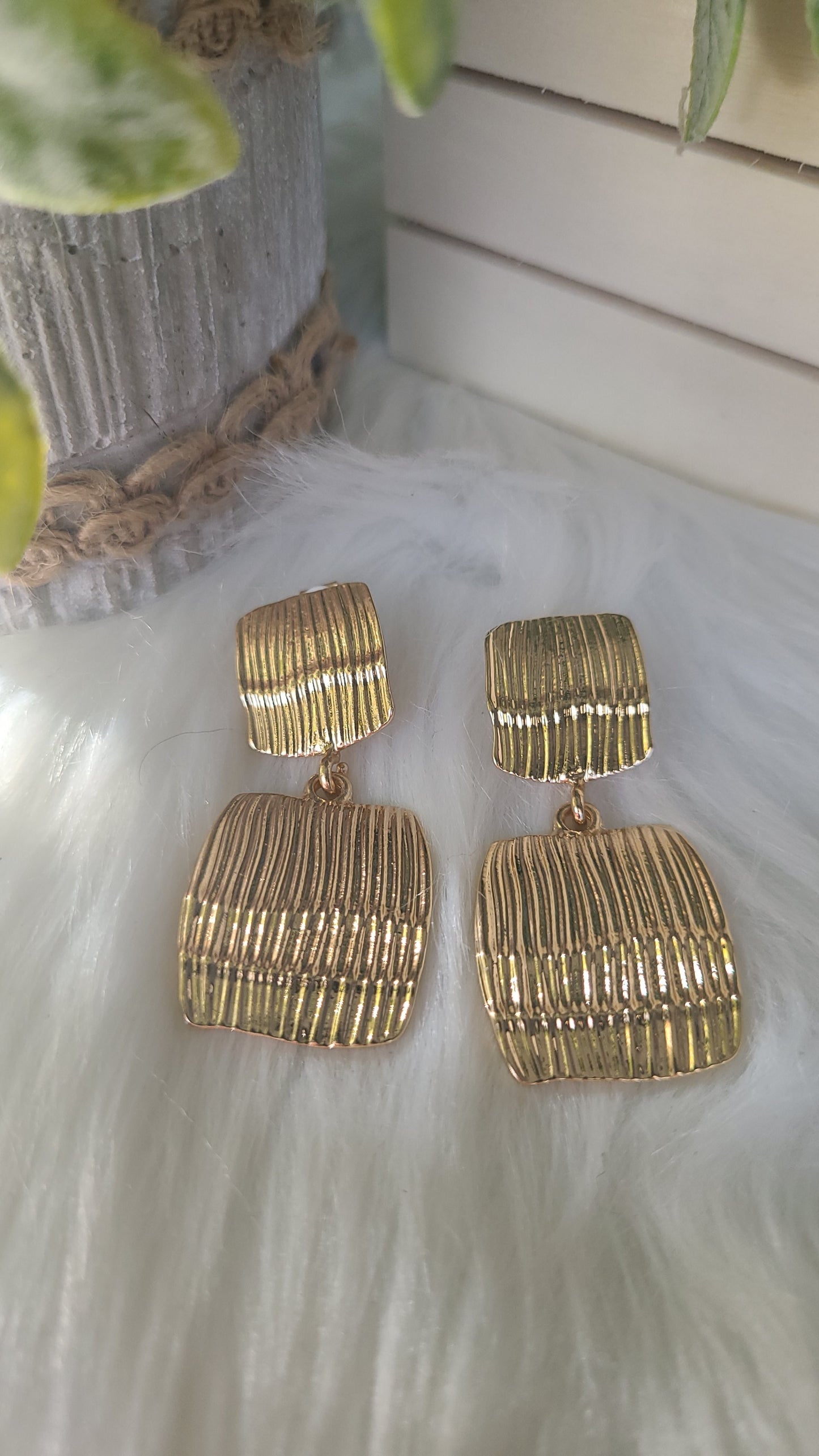 Gold tone baskets