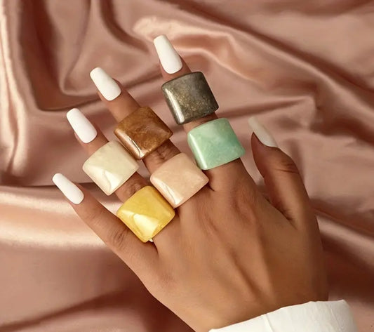 Vintage Style resin colorful ring